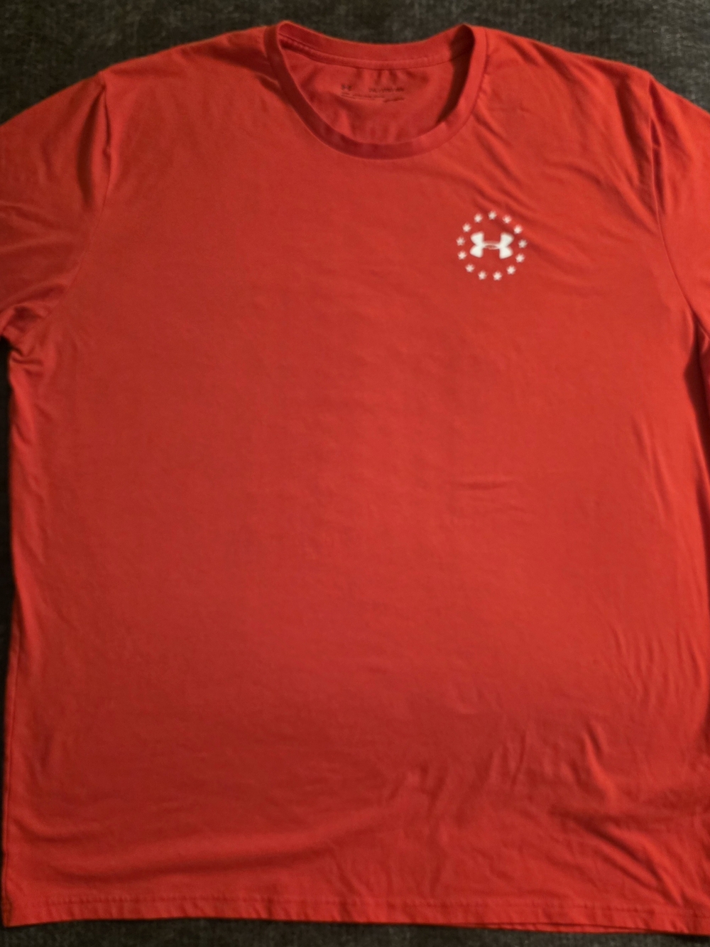 Under Armour Men’s Red Crew Neck Logo T-Shirt
